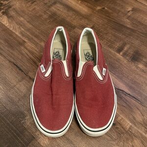 Vans Women’s Classic burgundy Slip-On